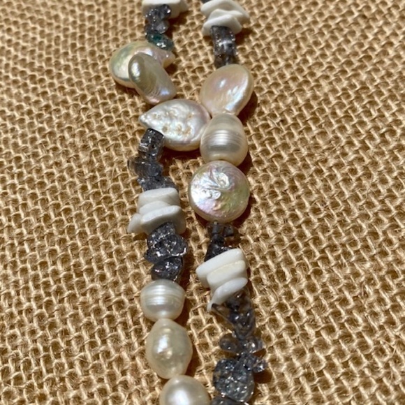 Necklace Pearl Freshwater Authentic double stranded and grey stone necklace. SS - Picture 8 of 10